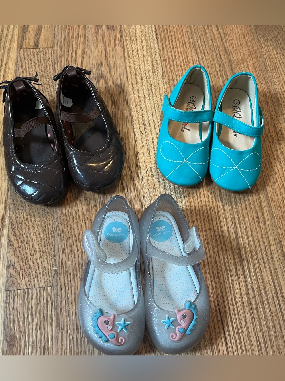 Various Girls' Sparkle Gray Seahorse Mary Janes Shoes Bundle Sz 5